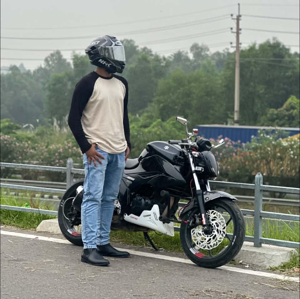Driver Biker | Stun Saimon | Facebook