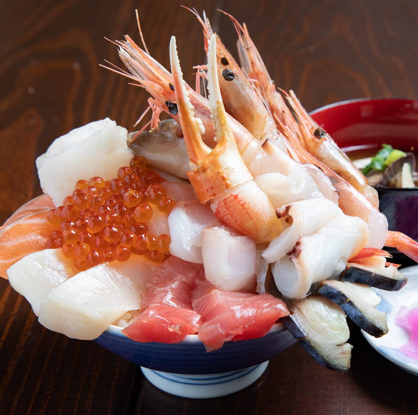 魚 金 食堂