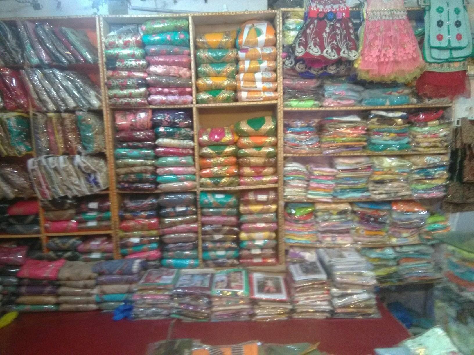 Abdul Basit Garments And Cloth Center | Domeli