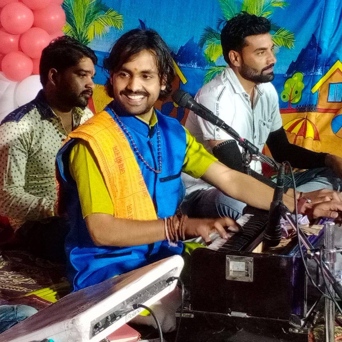 Singer Goluraja rathod