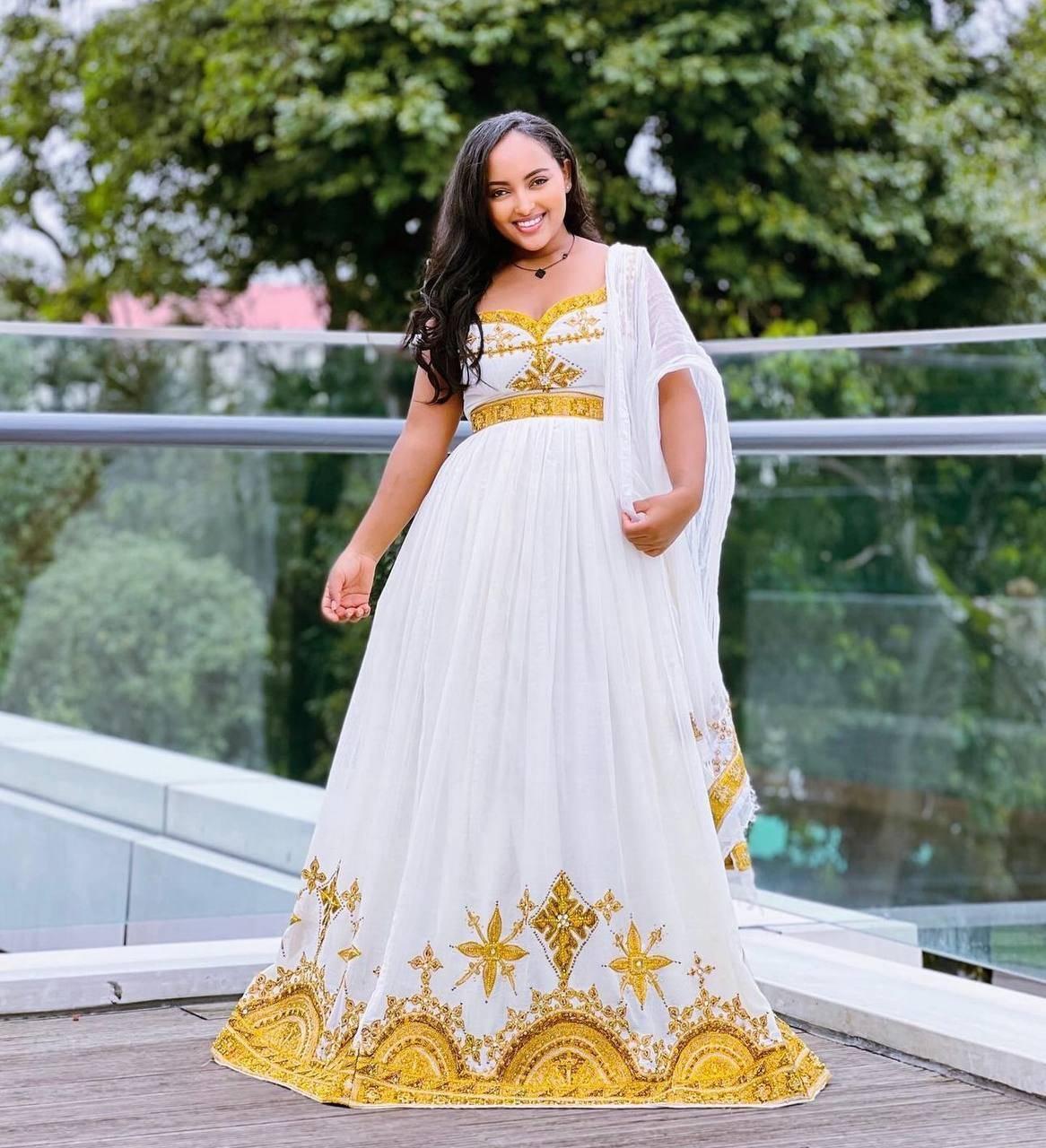 Absinya traditional clothes