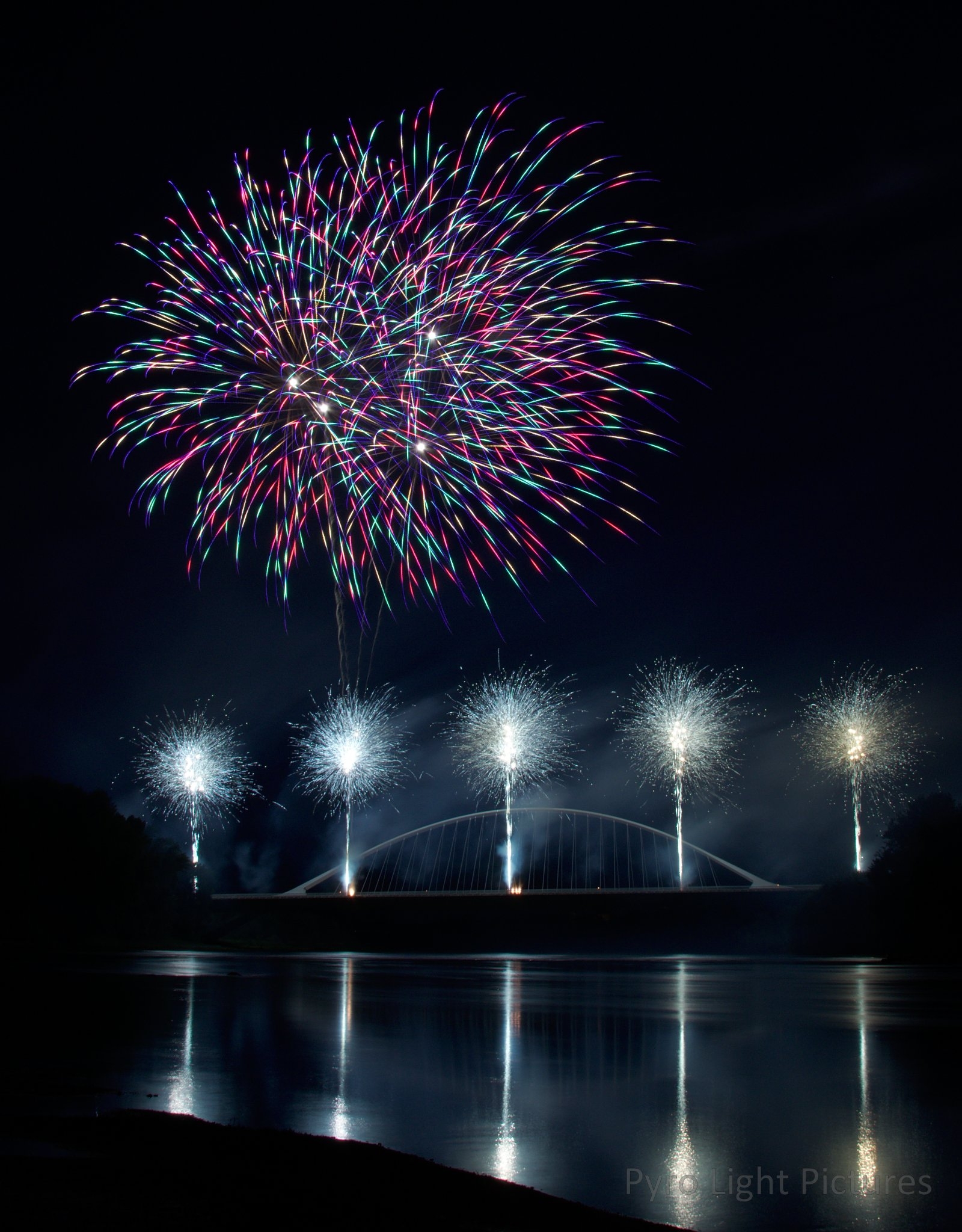 Pyro Light Pictures