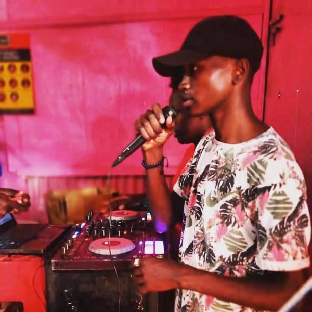 MC MAPIN