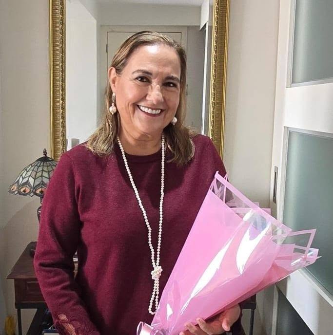 Muchas gracias Alejandra Roldan (Juventud Renovadora) por el video 😁 ...