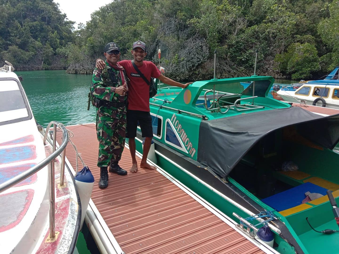Rental speed boat raja ampat