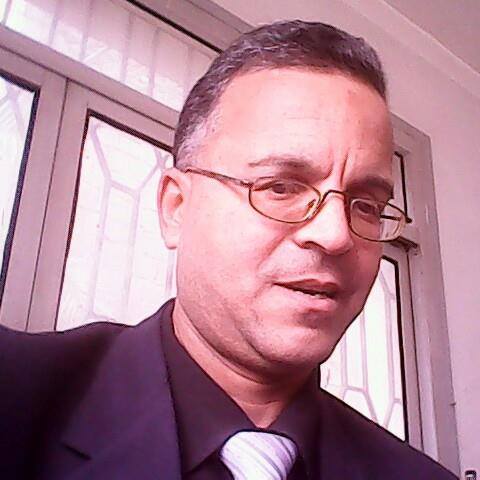 محمد ا بو طا لب فا قو س شر قية