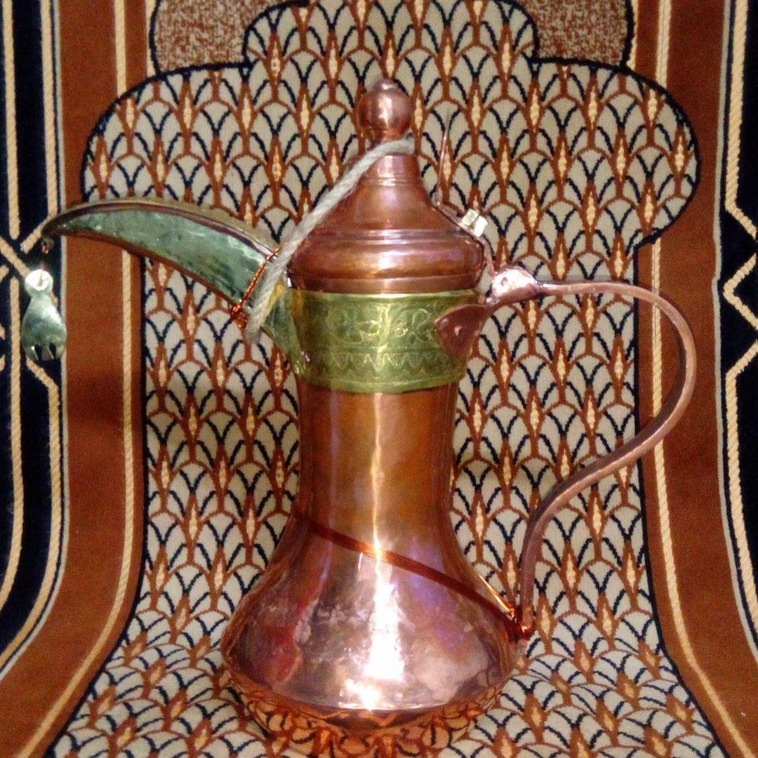 شرقيات الاخرس