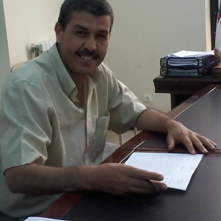 نادي طا لب السواحلية