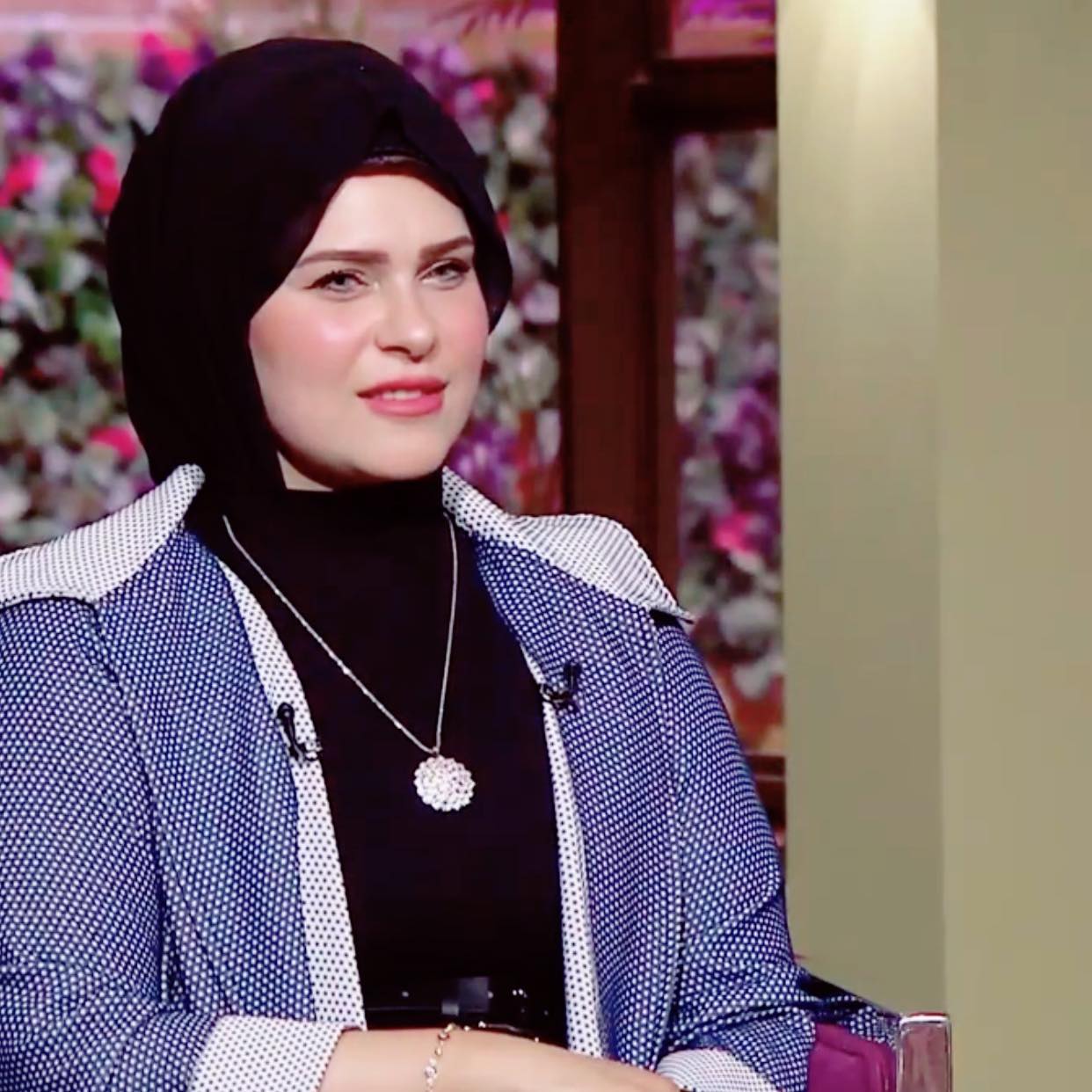 نجلاء سرحان Naglaa sarhan