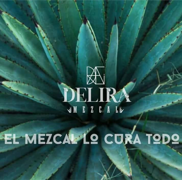 DeLira Mezcal