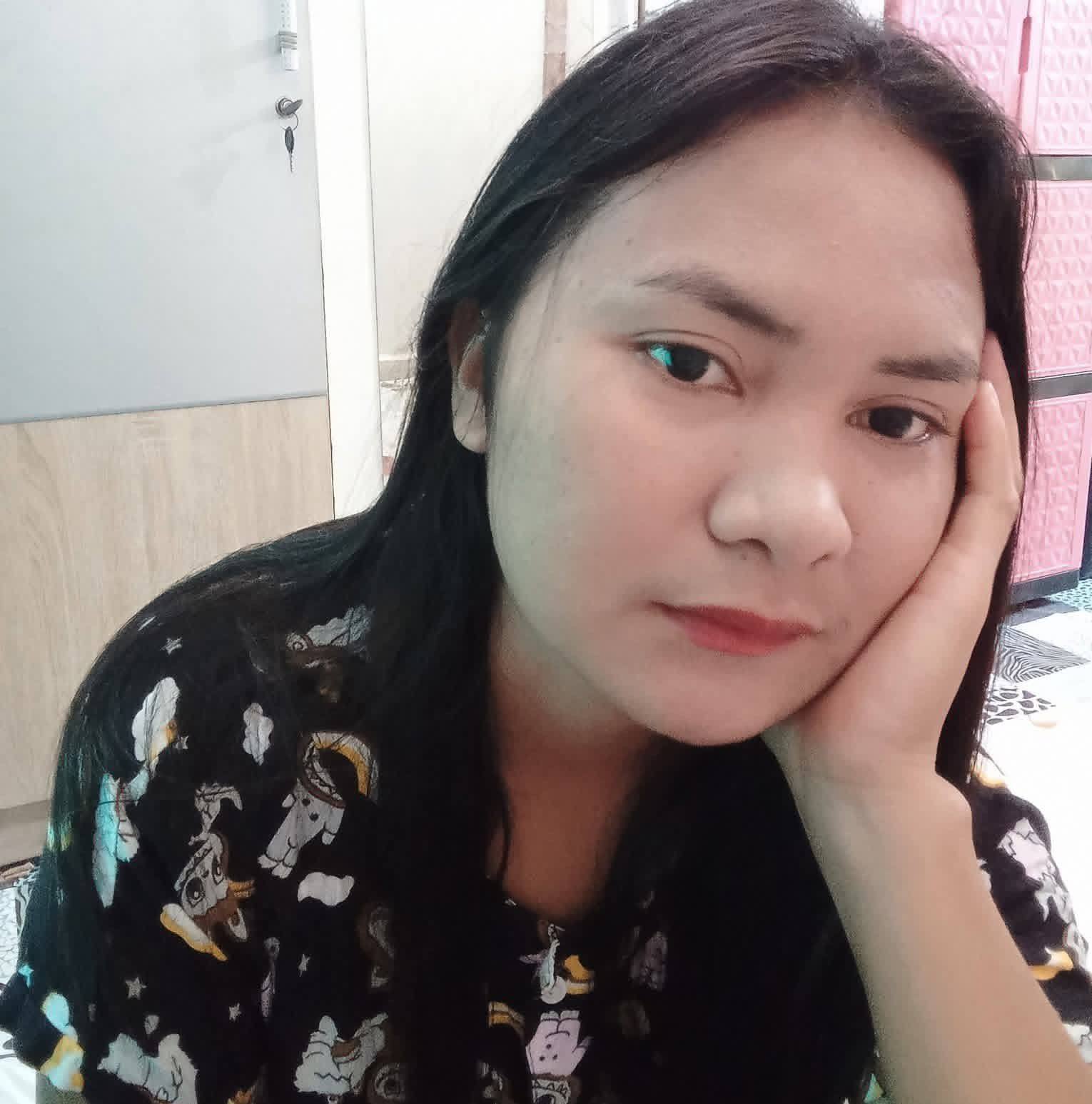Bgni tu tren??🤣🥰 B vc wktu msh b tona da plg cma da kaweng.abis kaweng ...