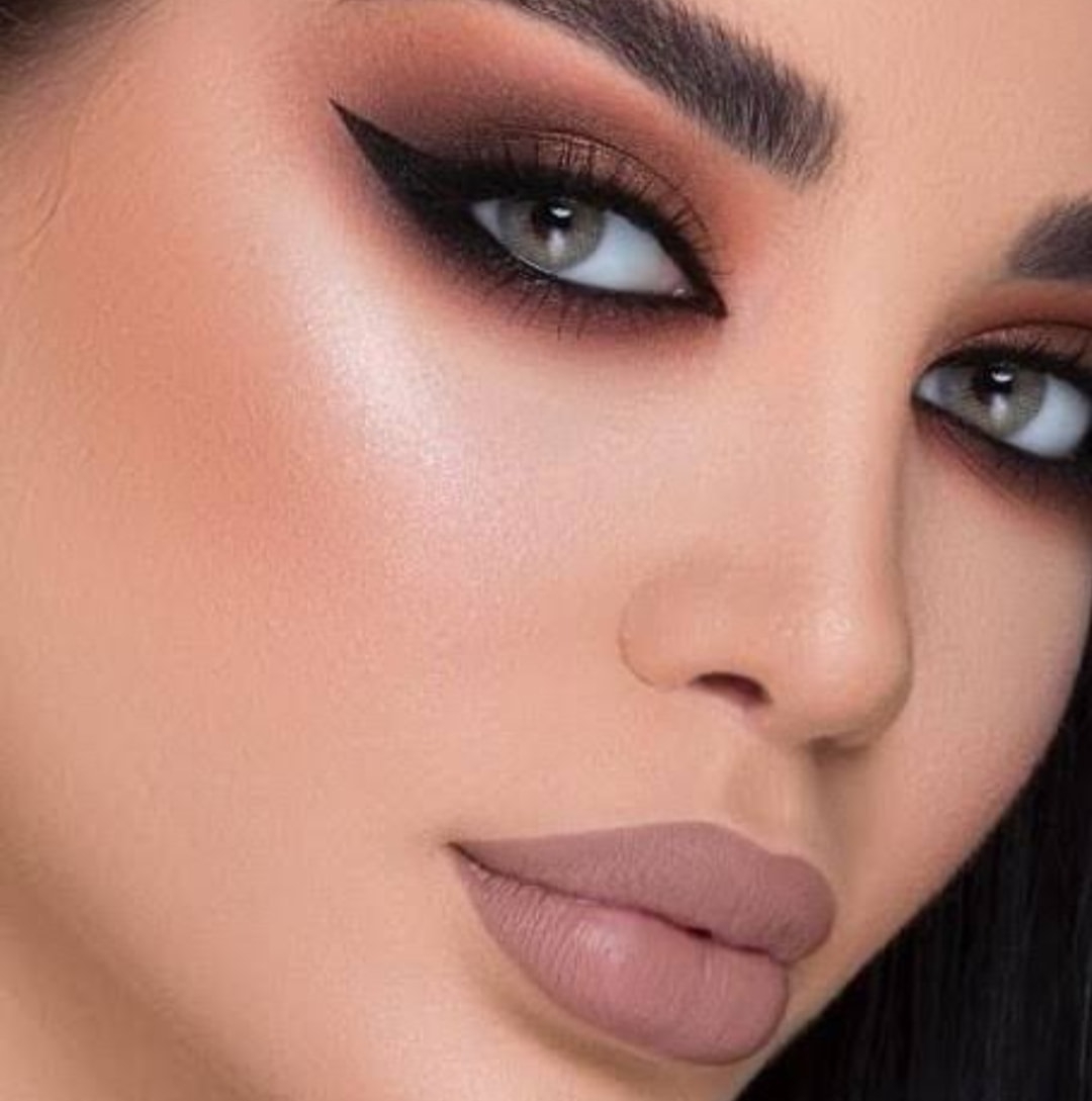 اقوى ميك اب