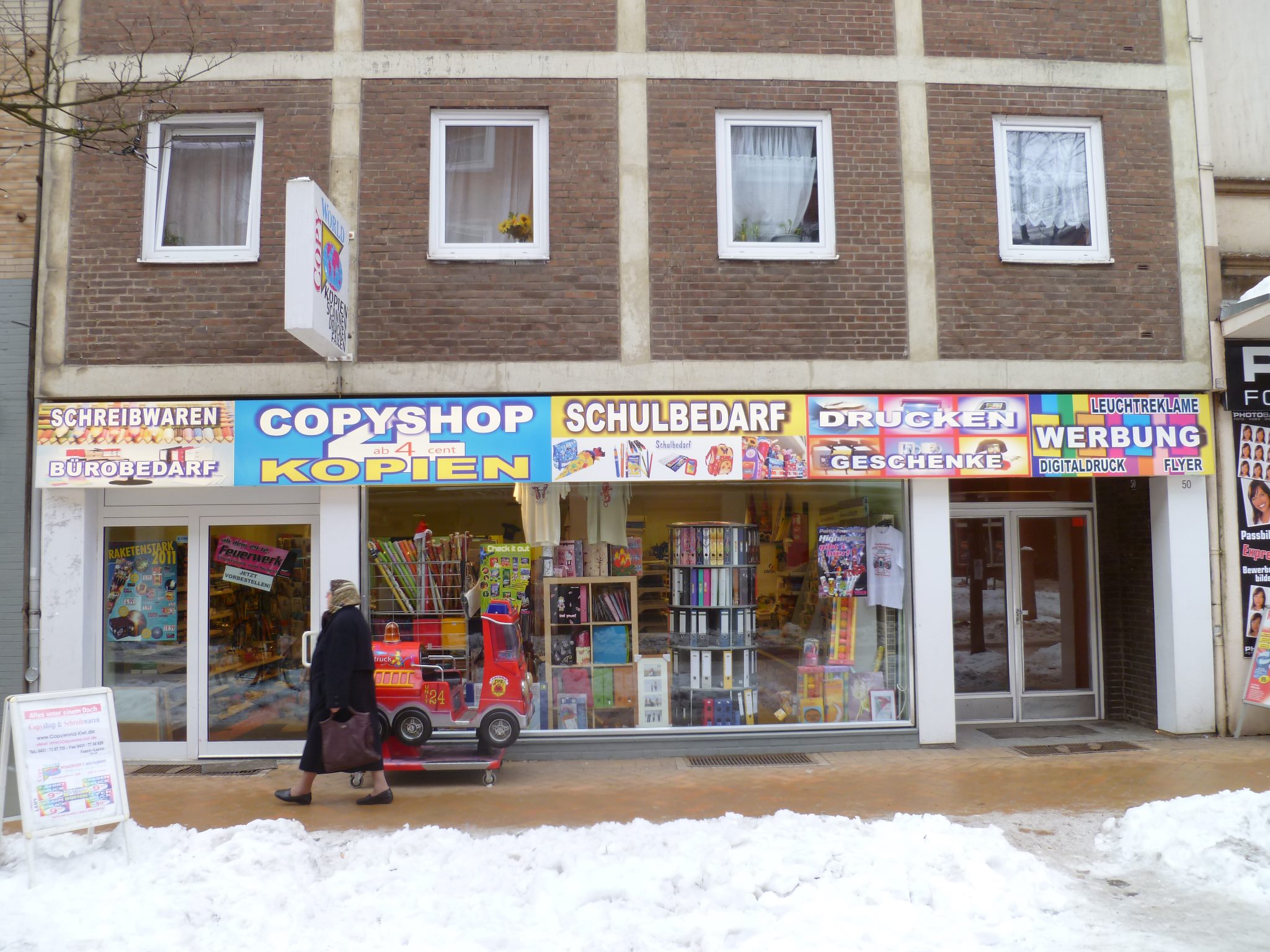 COPY WORLD - CopyShop & Schreibwaren | Kiel