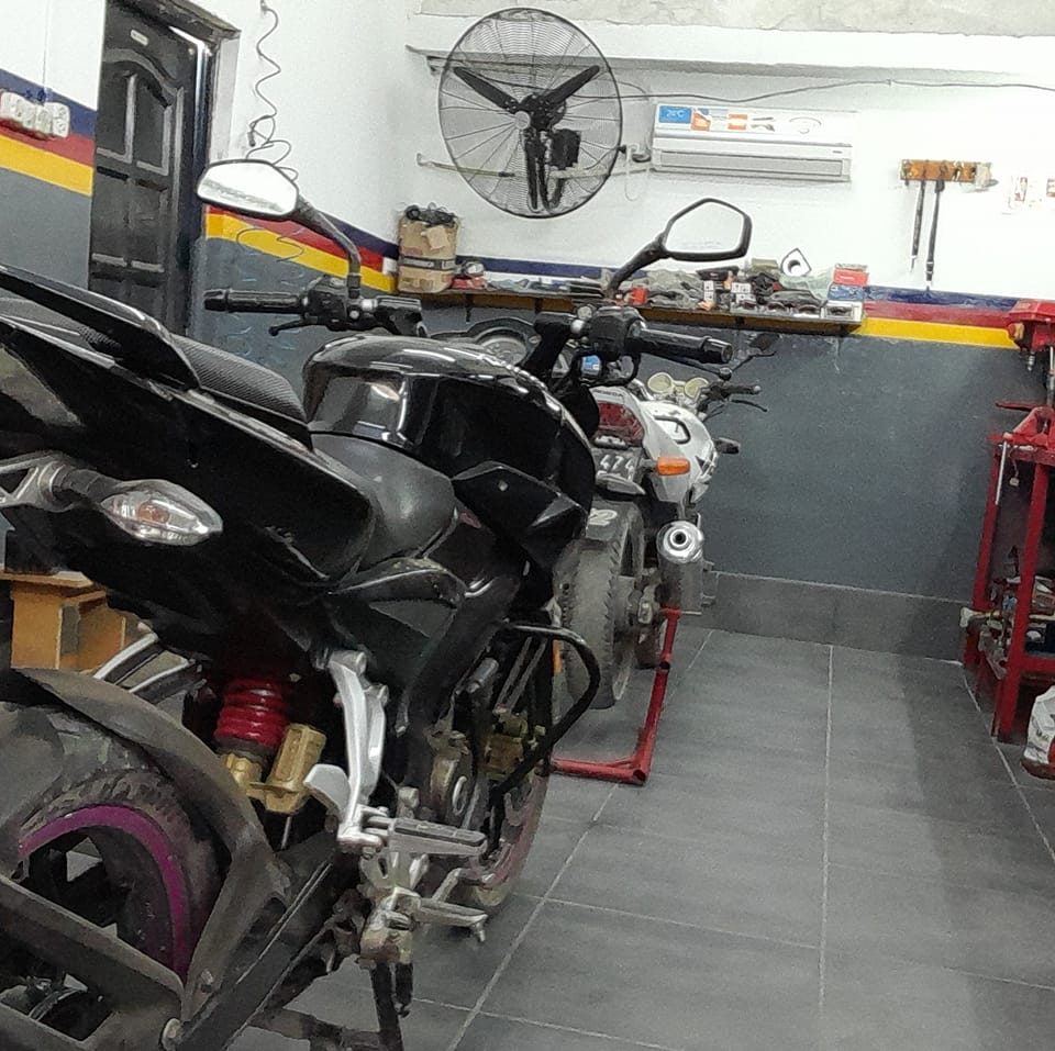 Taller de Motos "Negro"