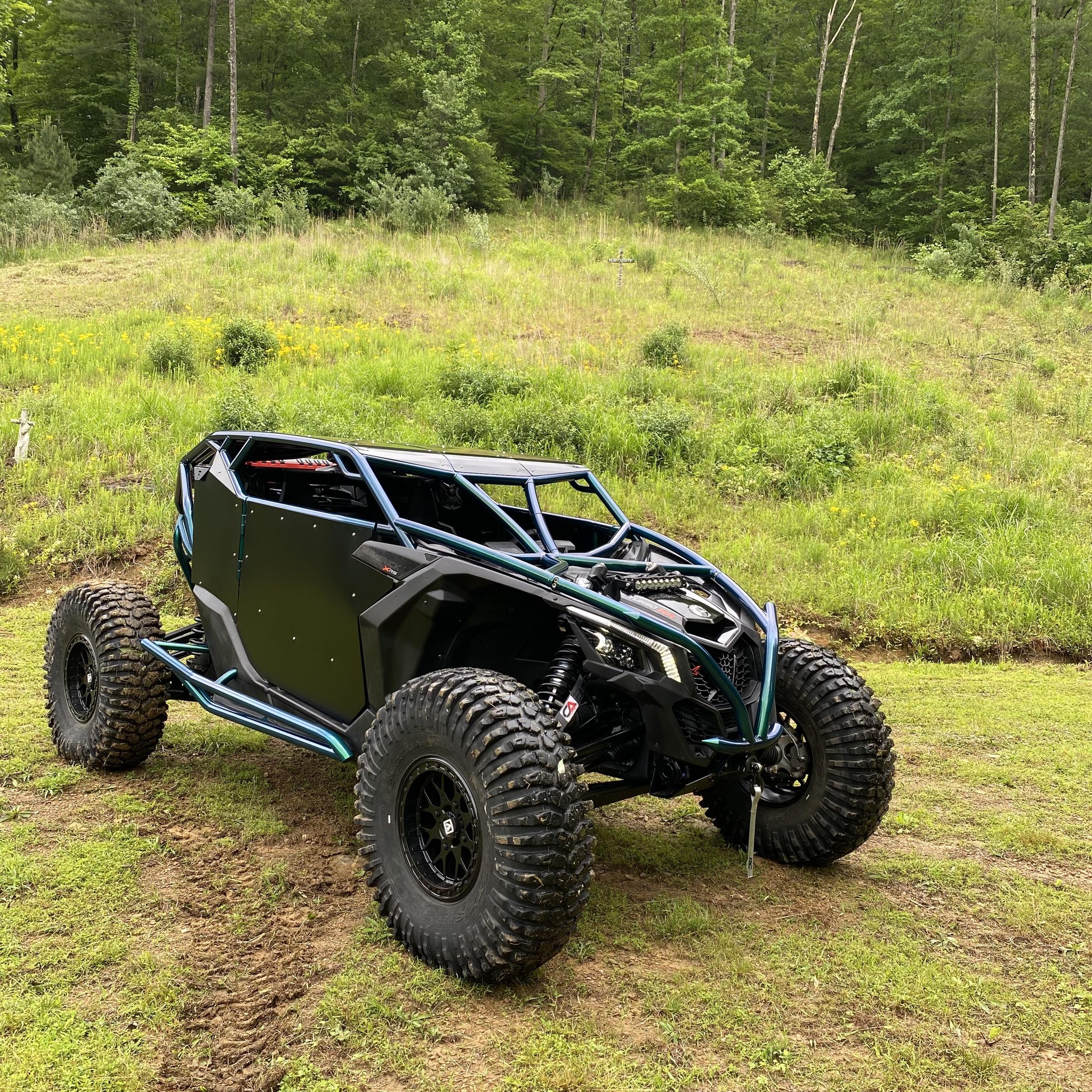 Cagedup - Mav R XRC Full Build with Rear Fender Delete & Butterfly ...