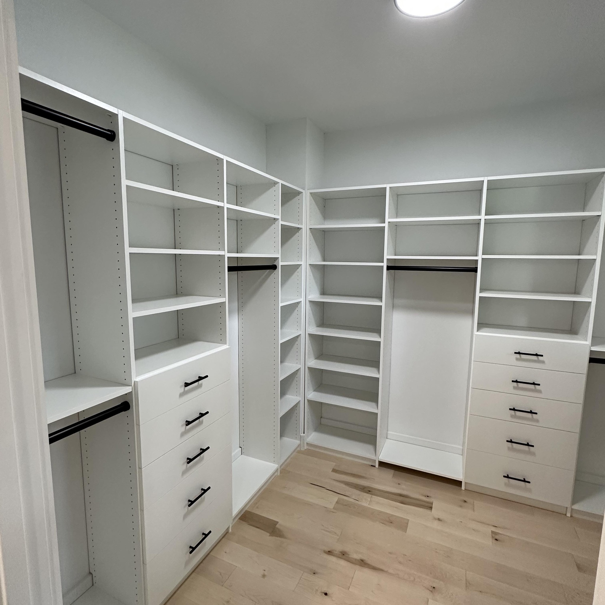 P&M custom closets | Chicopee Center MA