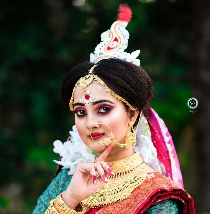 Makeup artist Moumita Kolkata