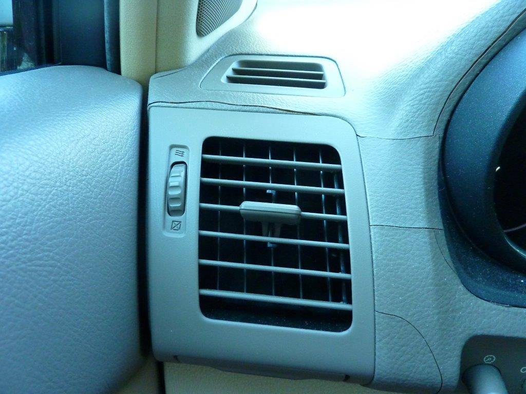 Lexus Dash Defects