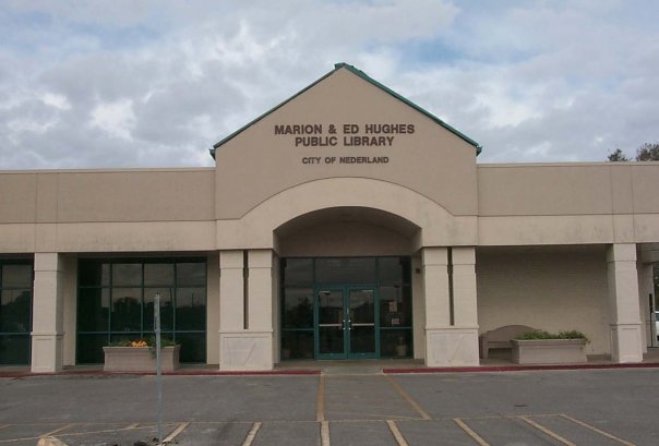 Marion & Ed Hughes Public Library | Nederland TX