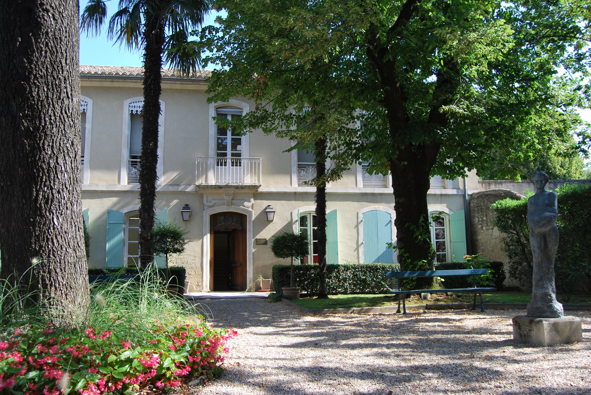 Maison de la Jeunesse l Ville de Saint Rémy de Provence | Saint-Rémy-de ...