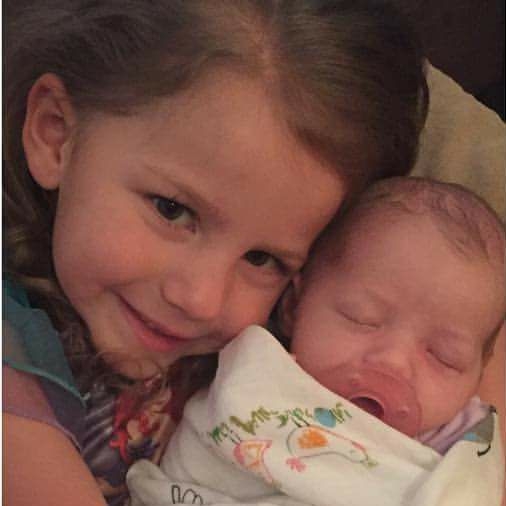 Little Miss Riley & Little Siss Avery