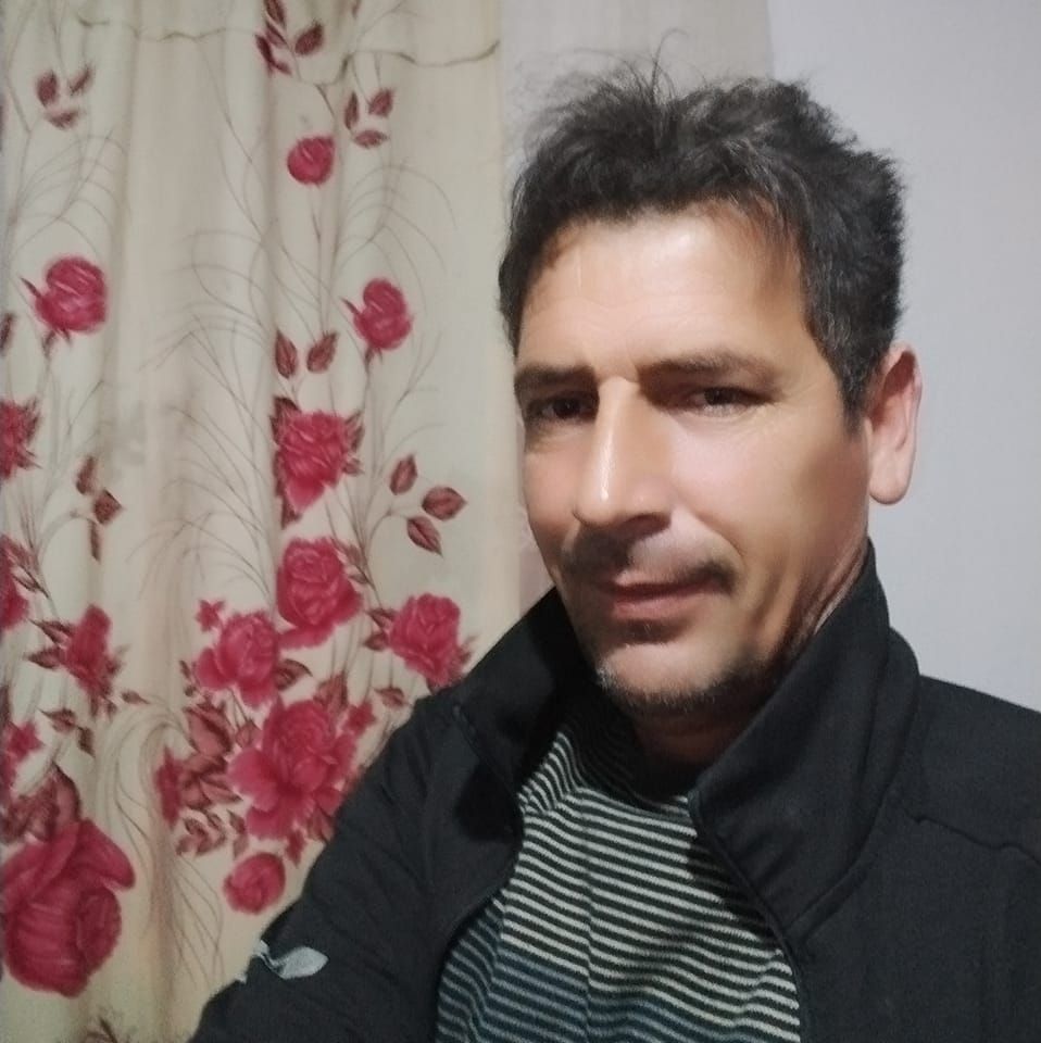 Tarlasından Çıkardığı Dev Pancar Görenleri Şaşırttı Söküm sezonunda ...