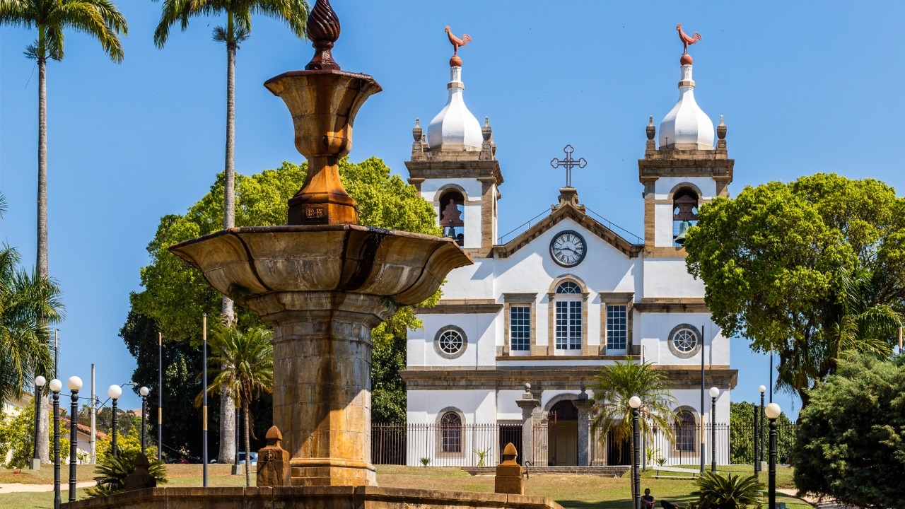 😃 Hoje é dia de contar a história de... - Visite Vassouras | Facebook
