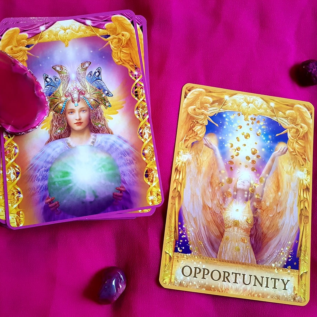 Oracle and Angel Card readings with Ilex