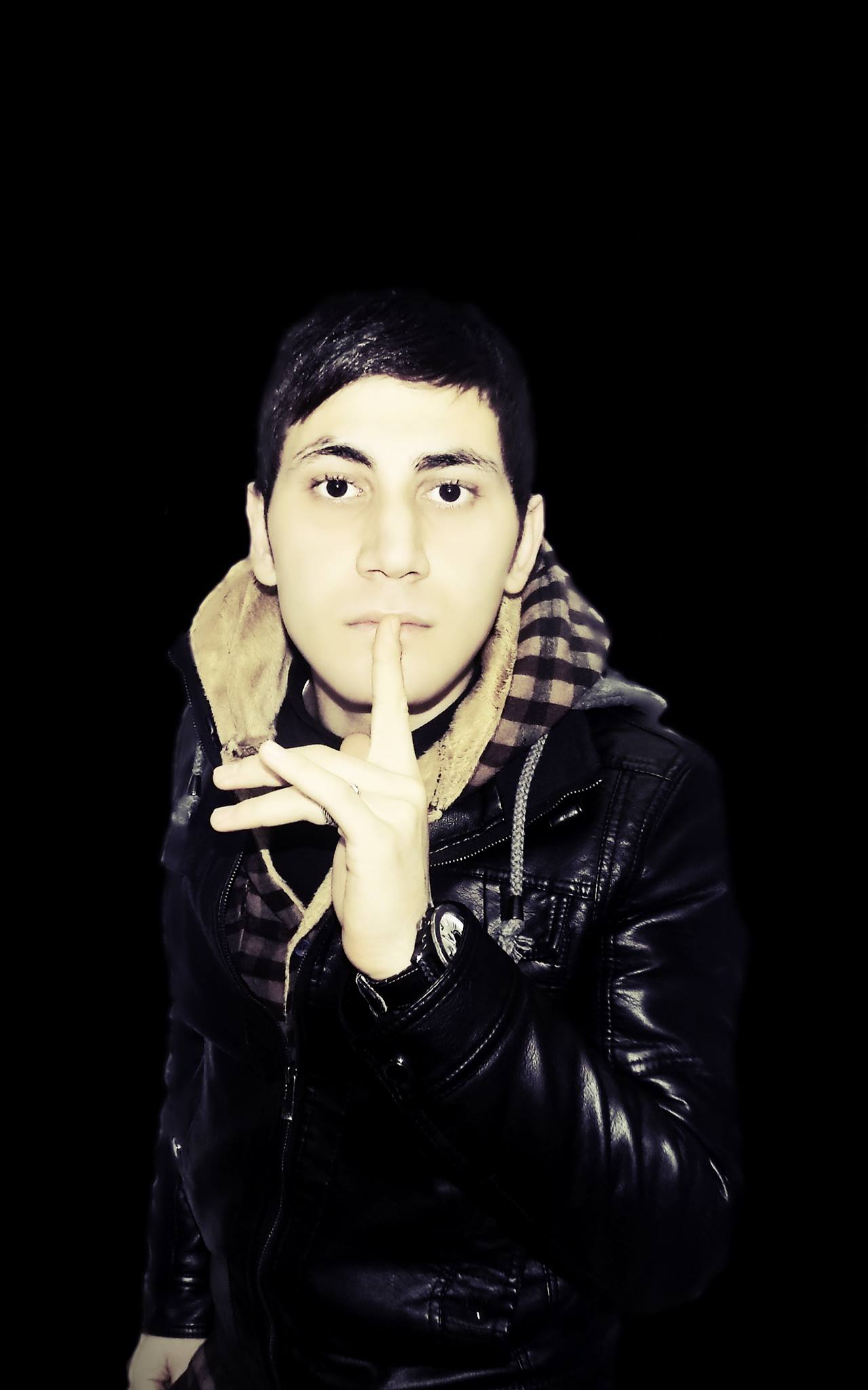 MeHMeT- KesKin RaPPeR (SeVeNLeRi )