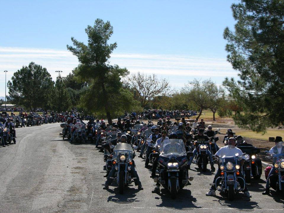 Sun Riders MC Toy Parade