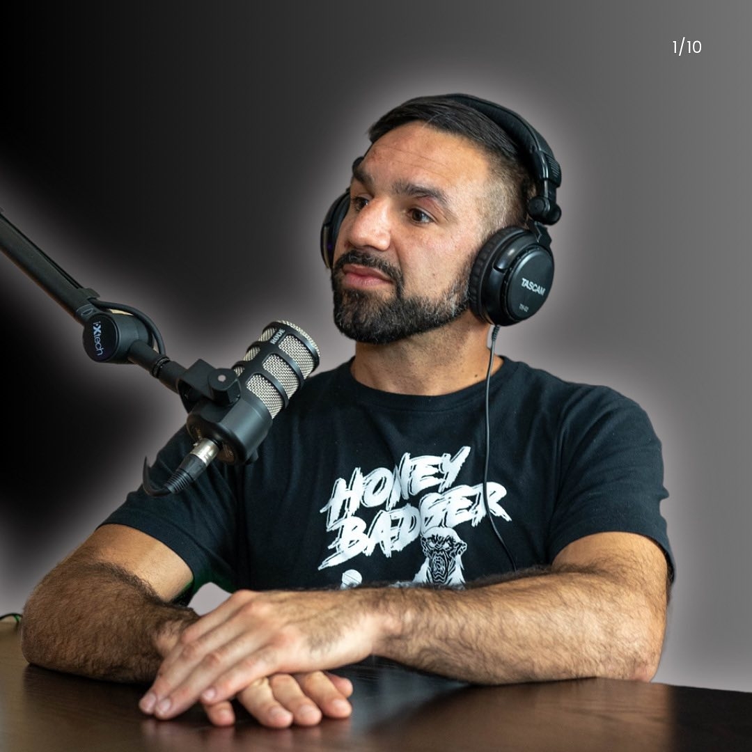 Life on Alex Volkanovski's FARM! | Honey Badger Hour | Facebook