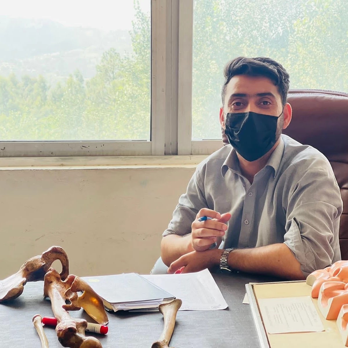 Dr Amir