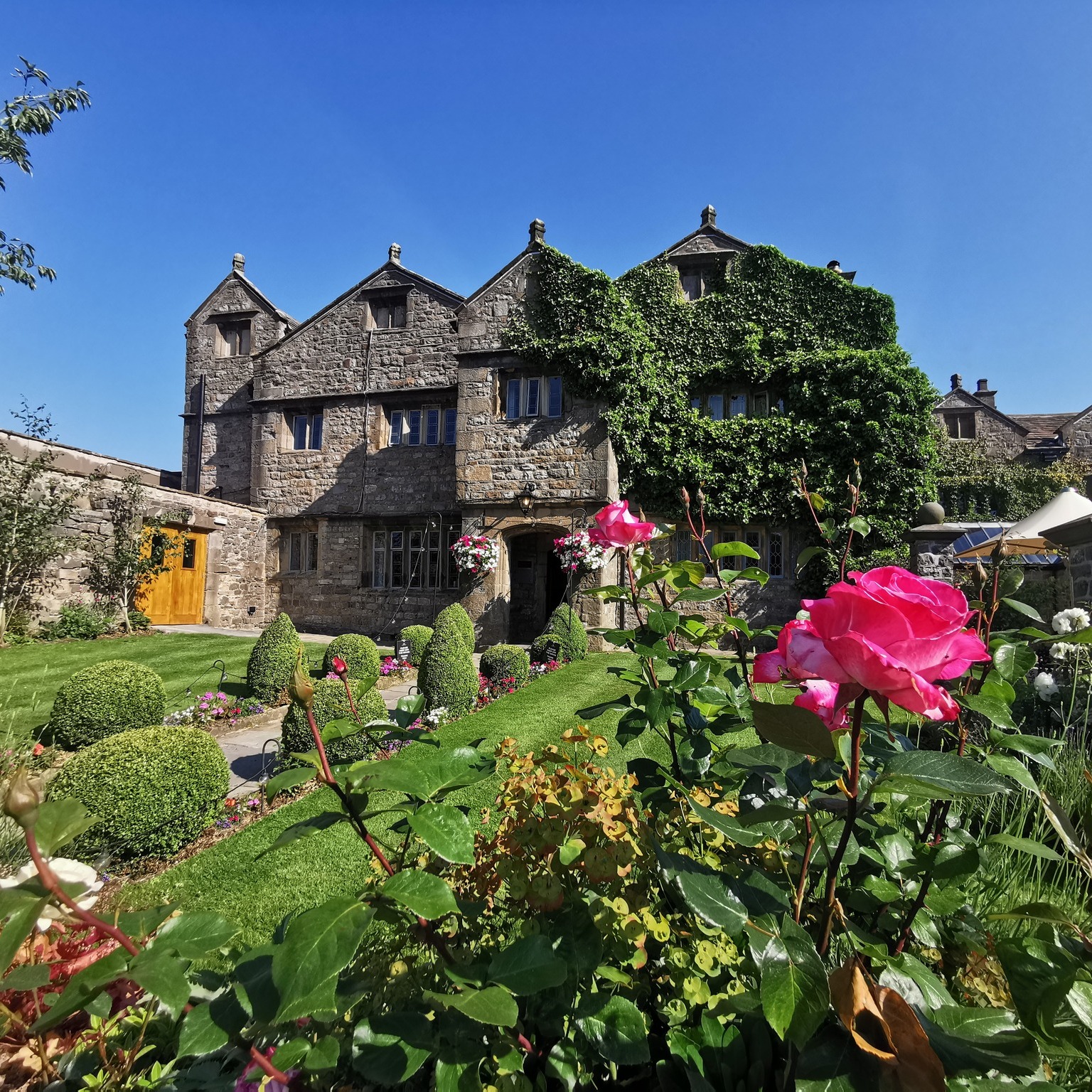 Ribble Valley Wedding Heaven | Clitheroe