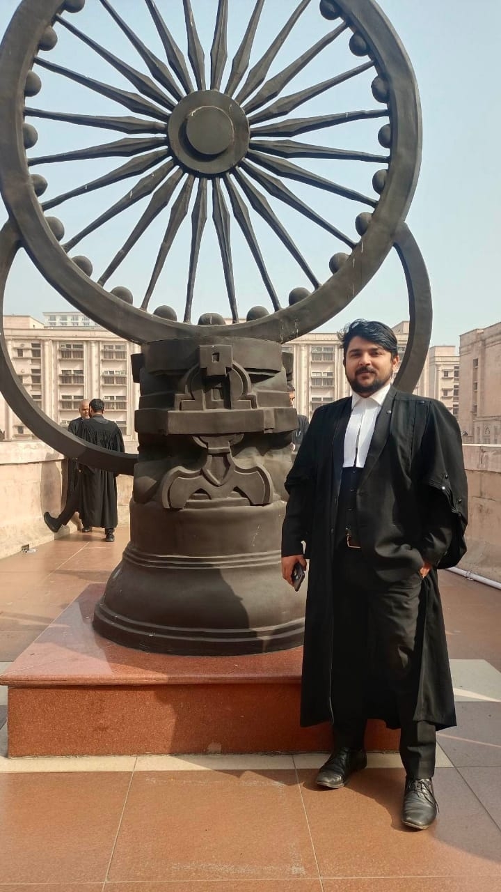 Adv.Suraj Pathak