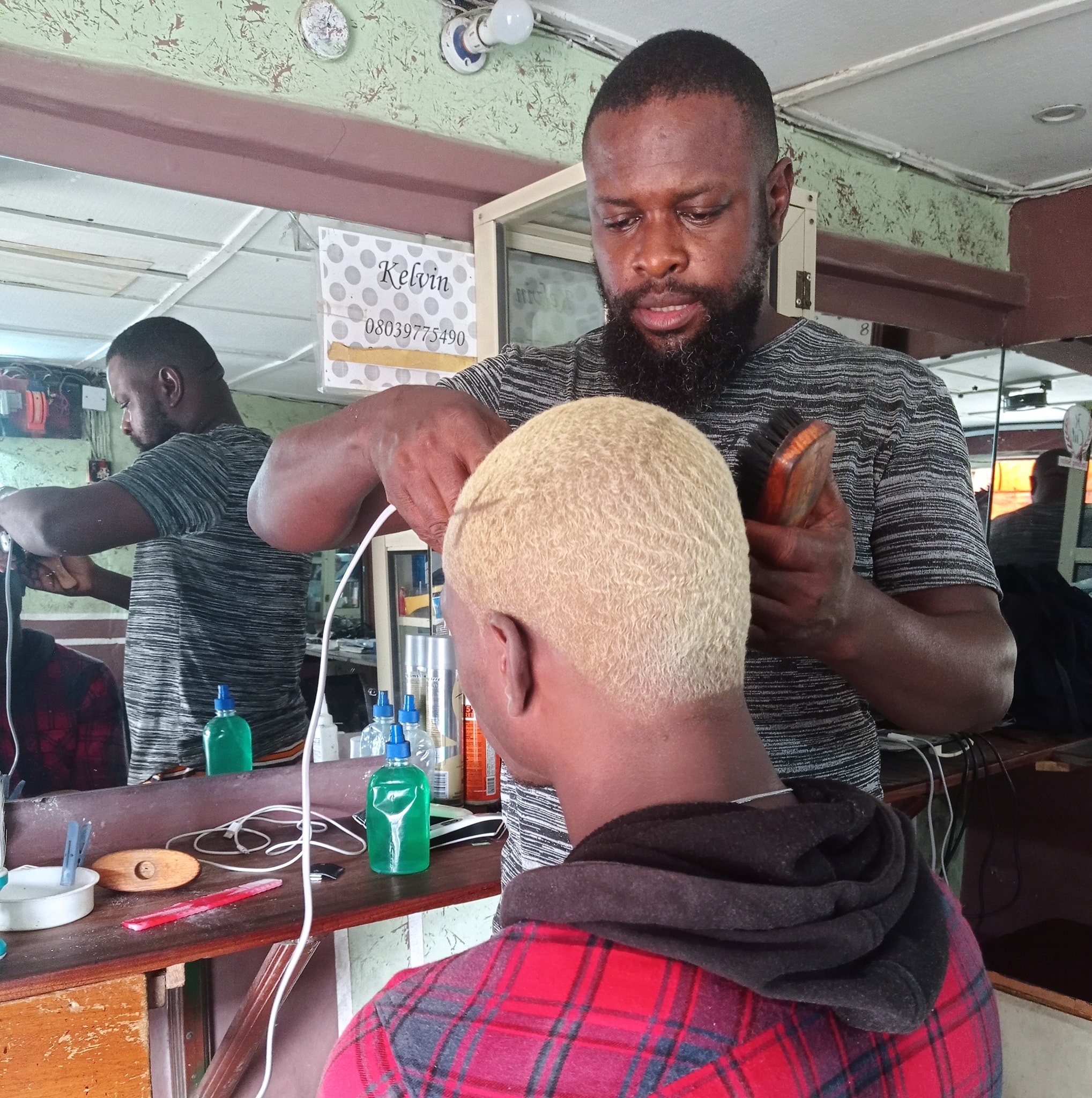 k-cut-barbing-salon-lagos