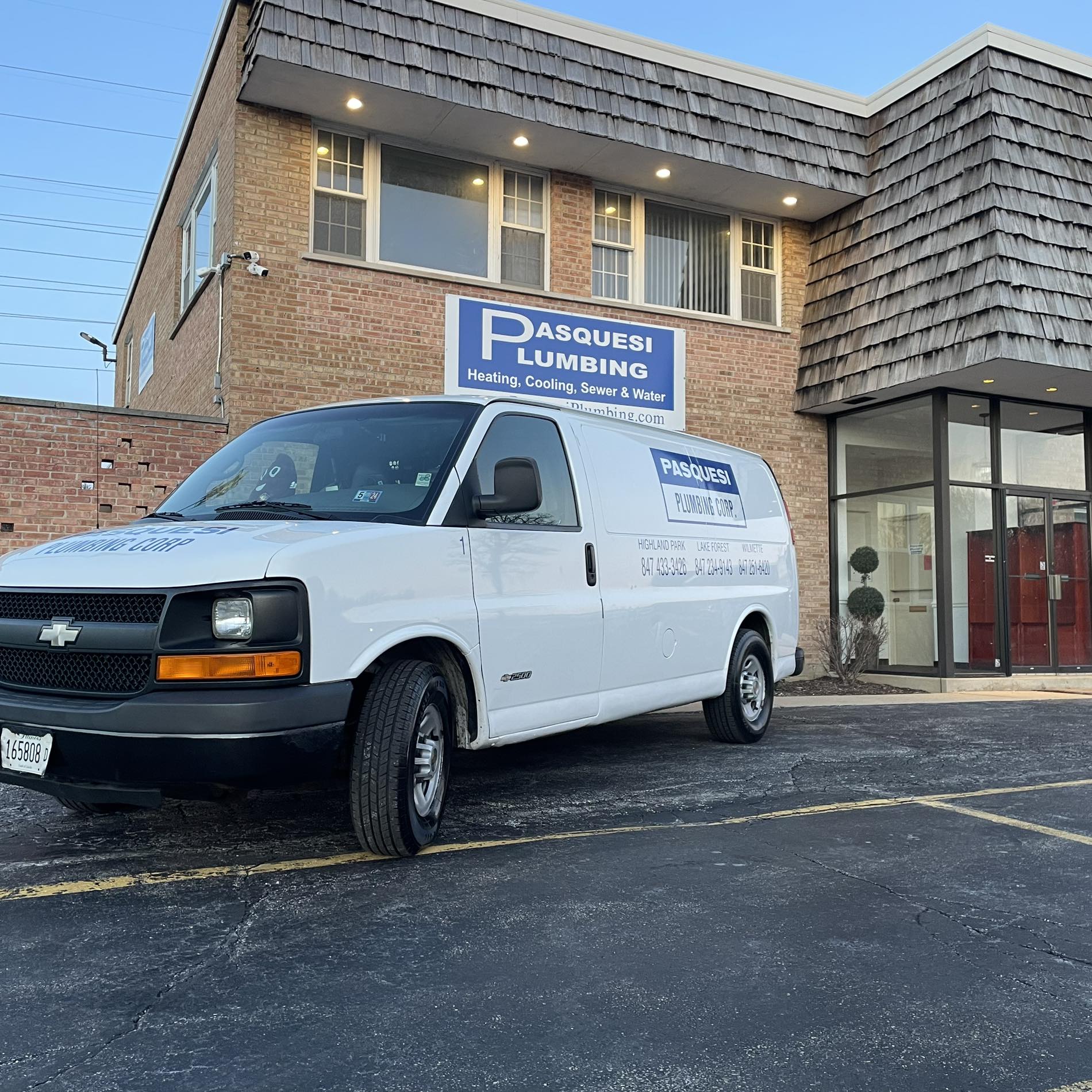 Pasquesi Plumbing Inc | Highland Park IL