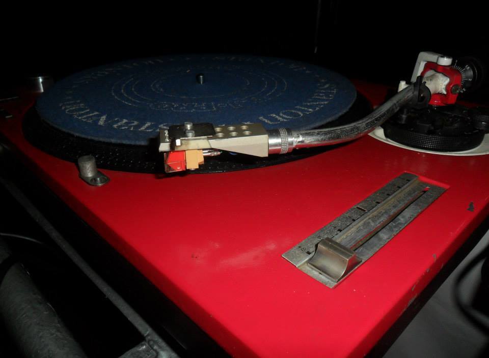 retro show machine fire 80 90s
