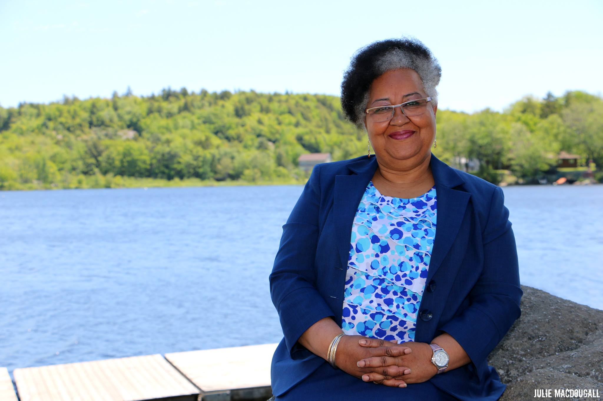 Vote Shelley for District 2 Councillor