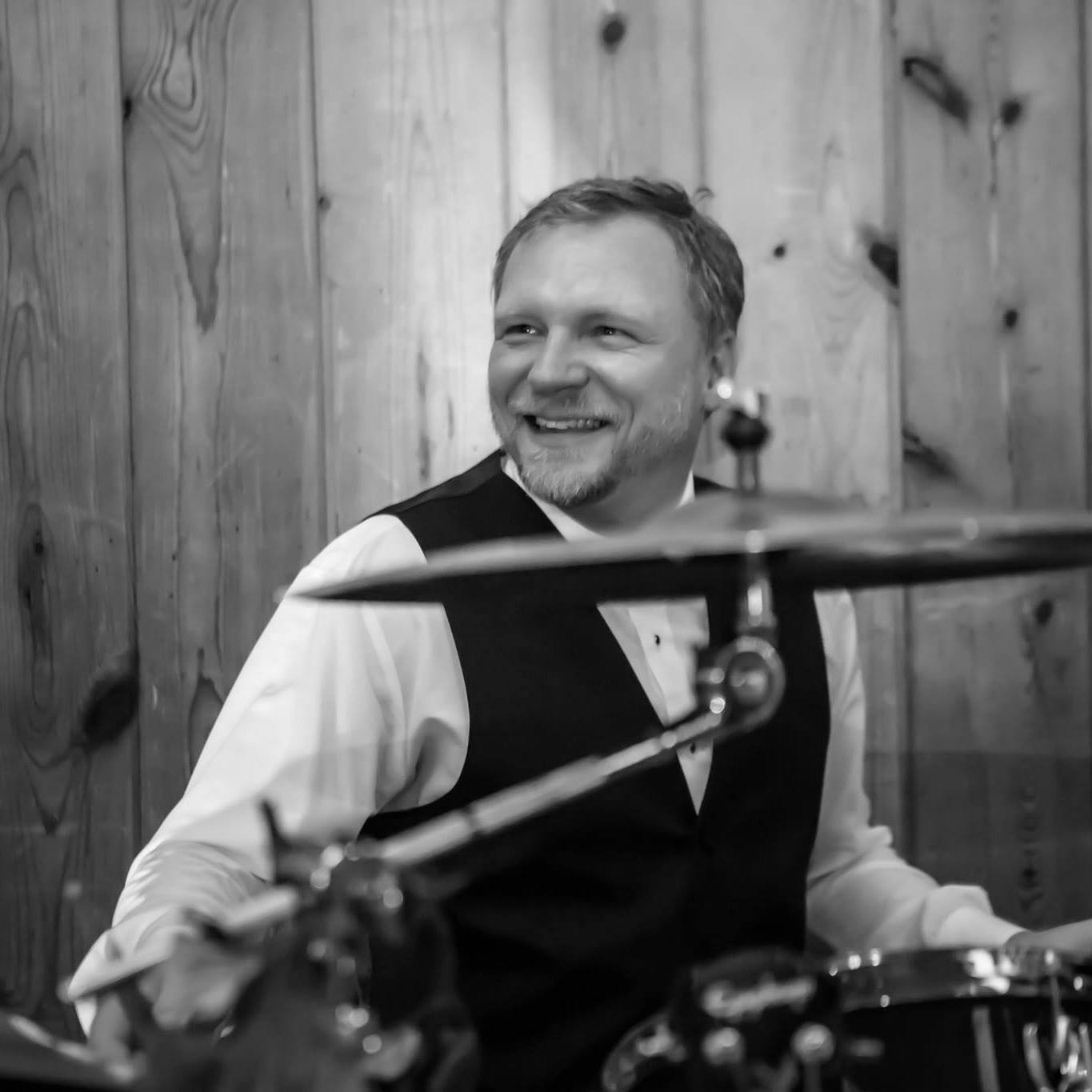 Scott McDowell Drummer for Hire