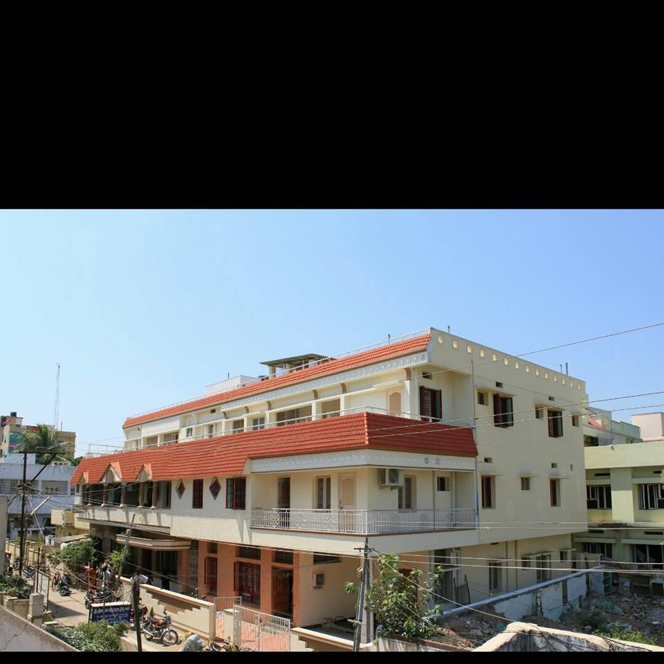Jhansi Lakshmi Nursing Home , Narasaraopet | Narasaraopet