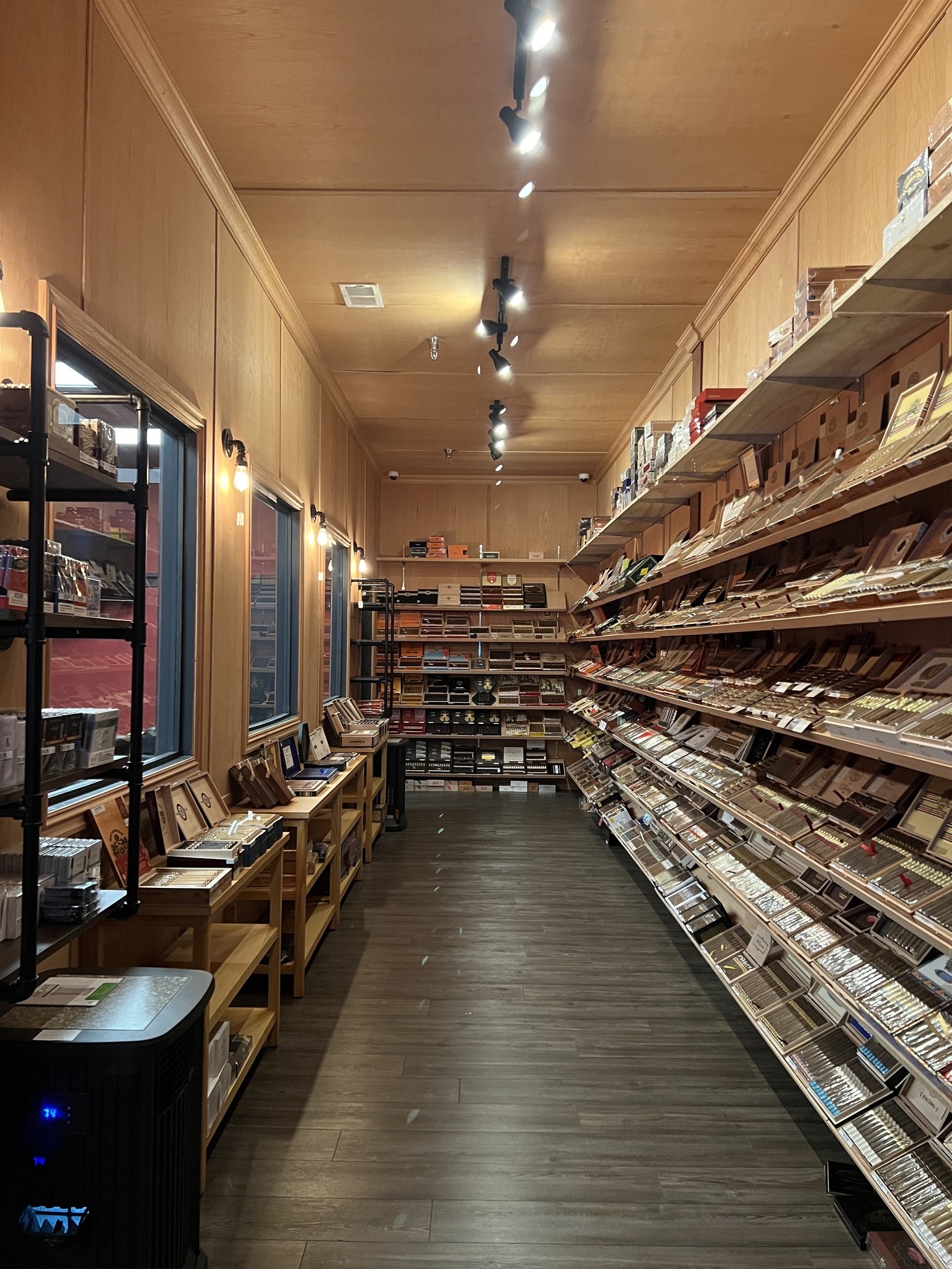 Cigars on Maybank | Johns Island SC