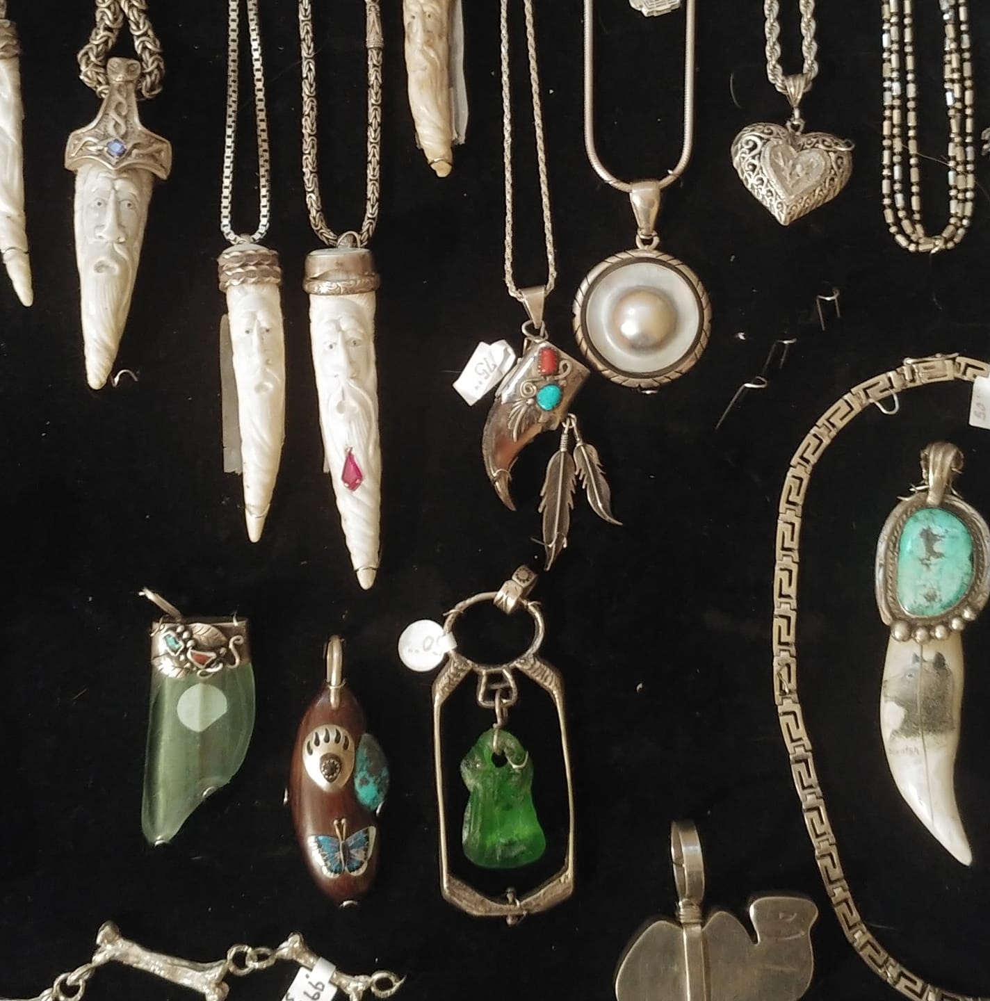 R. Jewelry