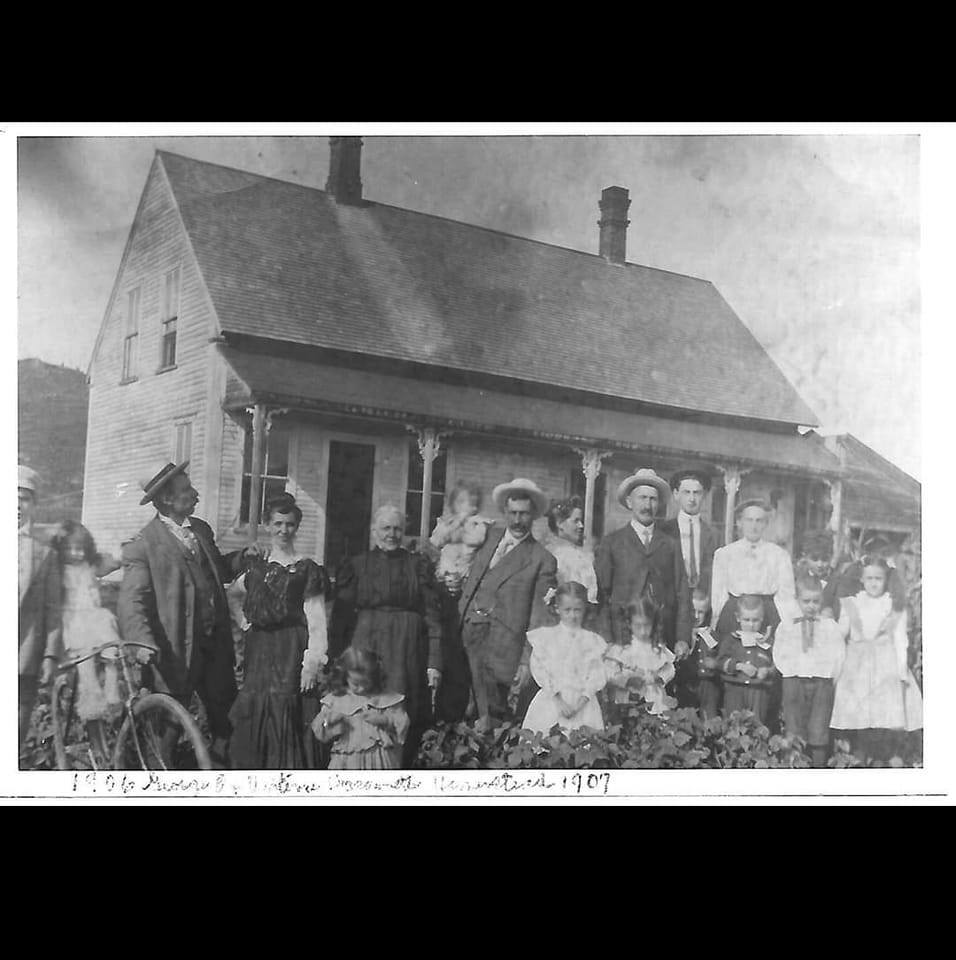 Family Page - Bissonnette