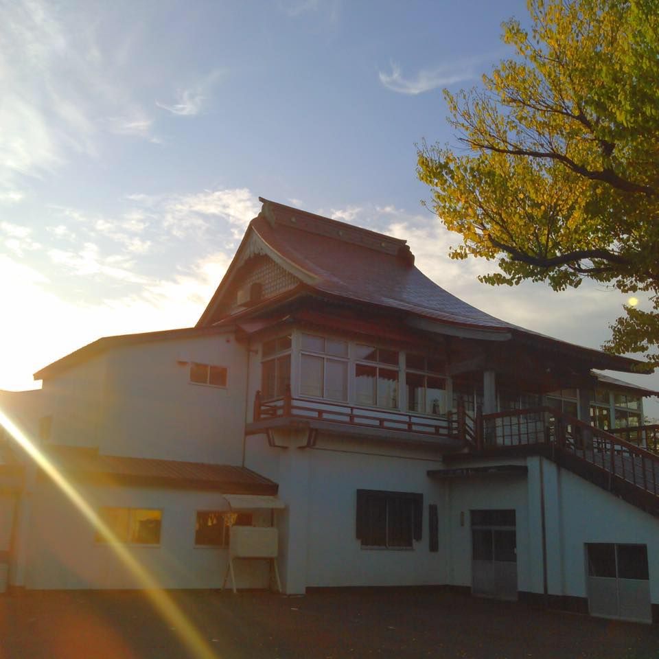 教 願 寺