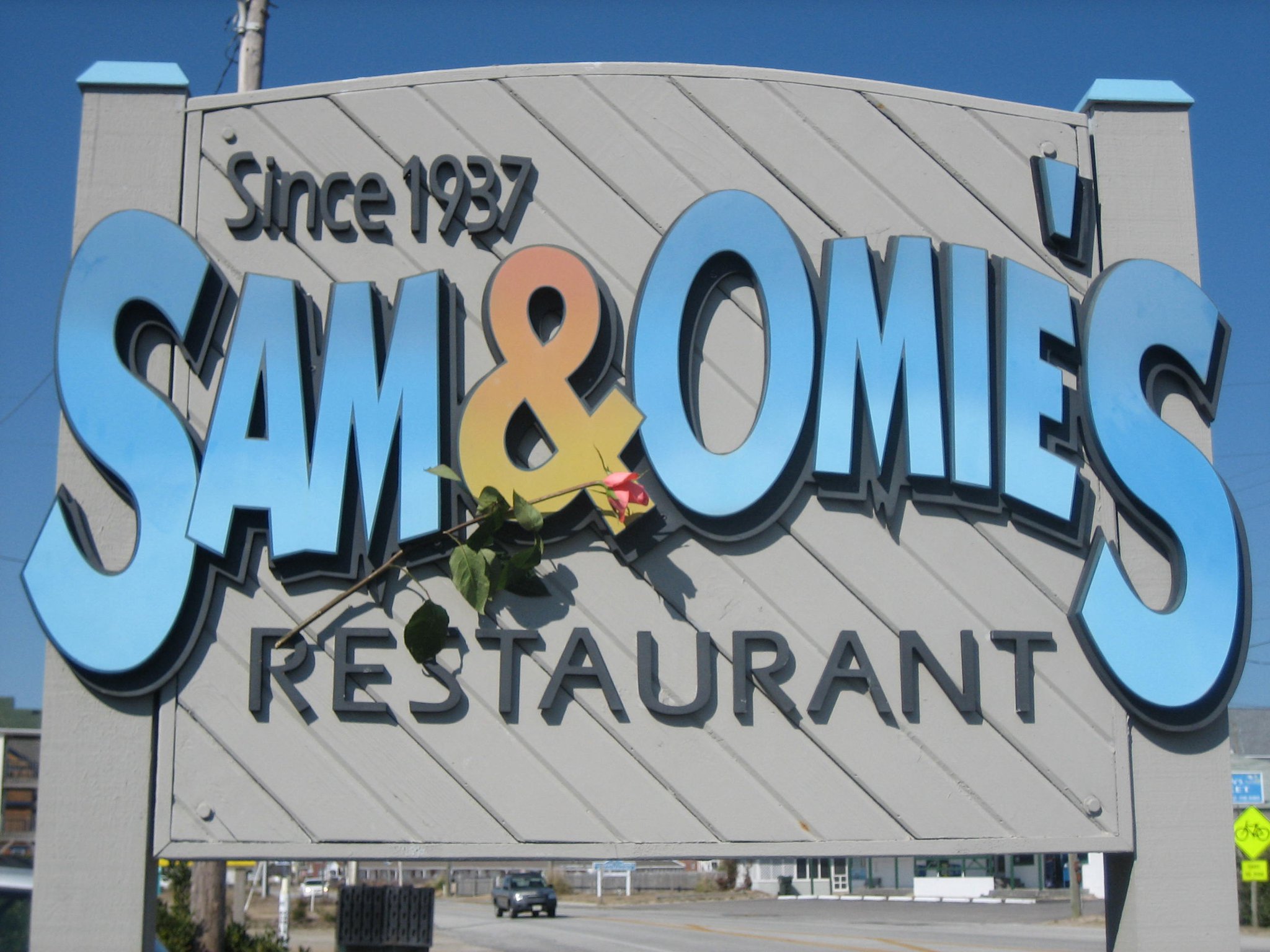 Sam & Omie's - S&O famous Shrimp & Grits♥️😘♥️ | Facebook