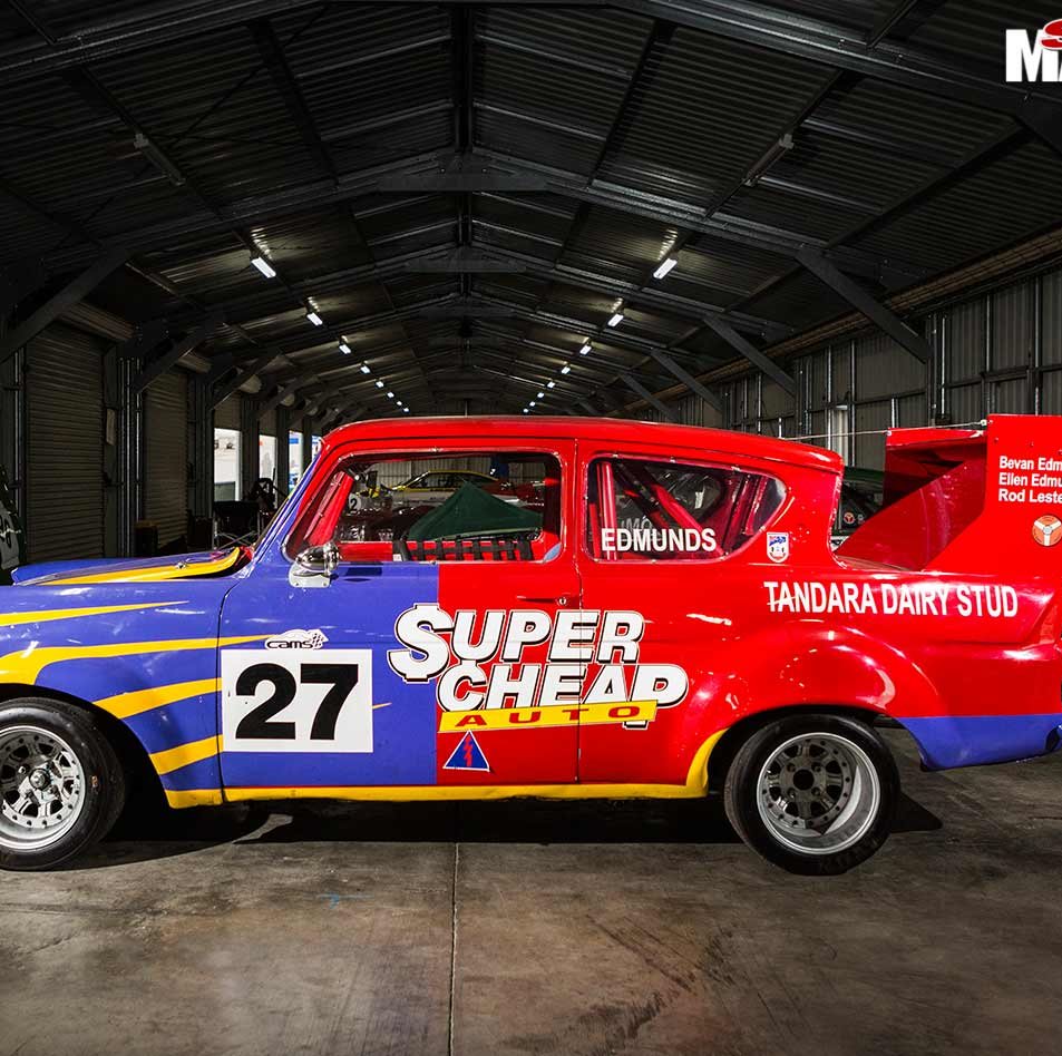 How many Historic Sports sedans entered for One Raceway? | Facebook