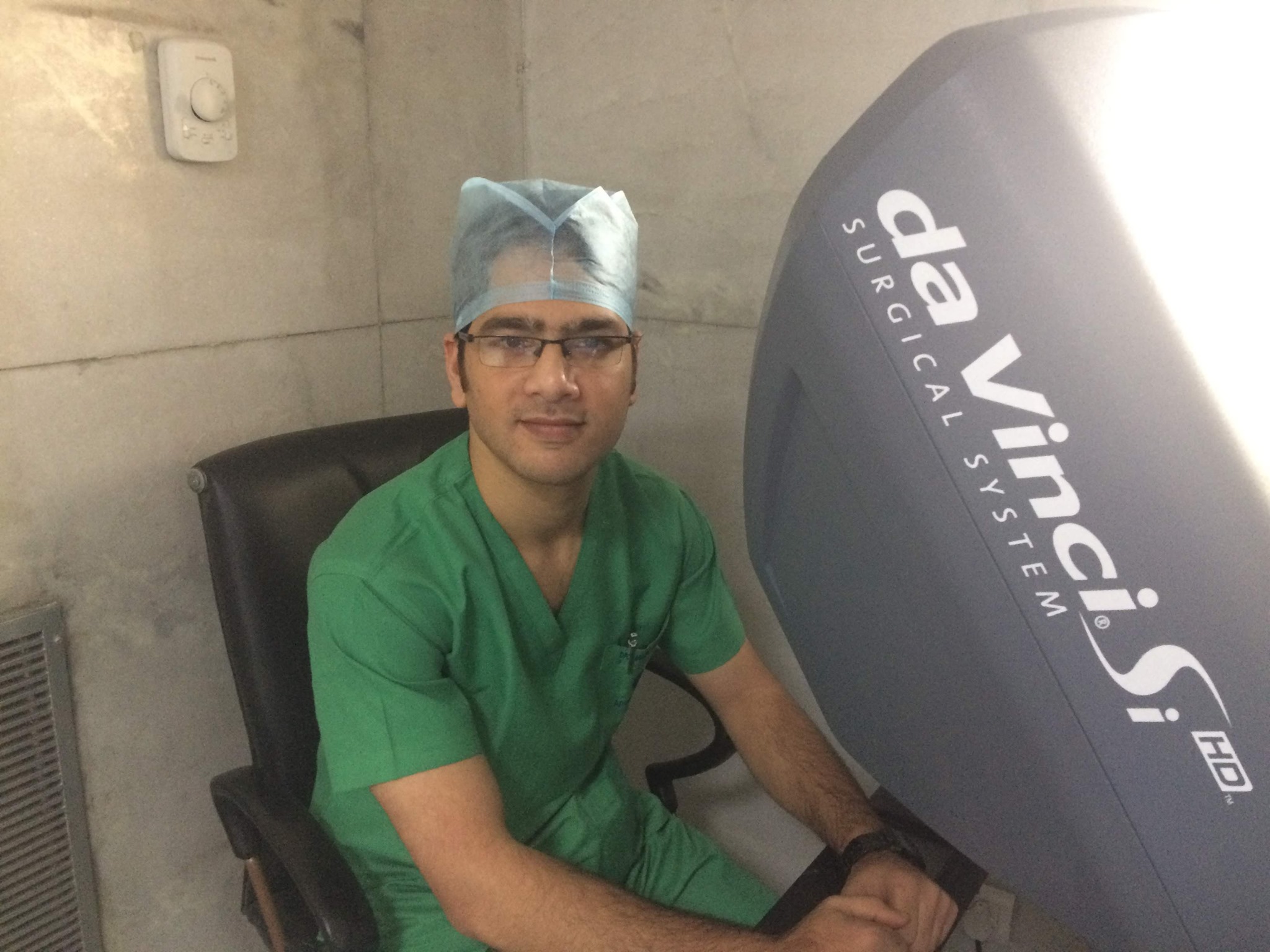 Dr Malik Abdul Rouf _urologist