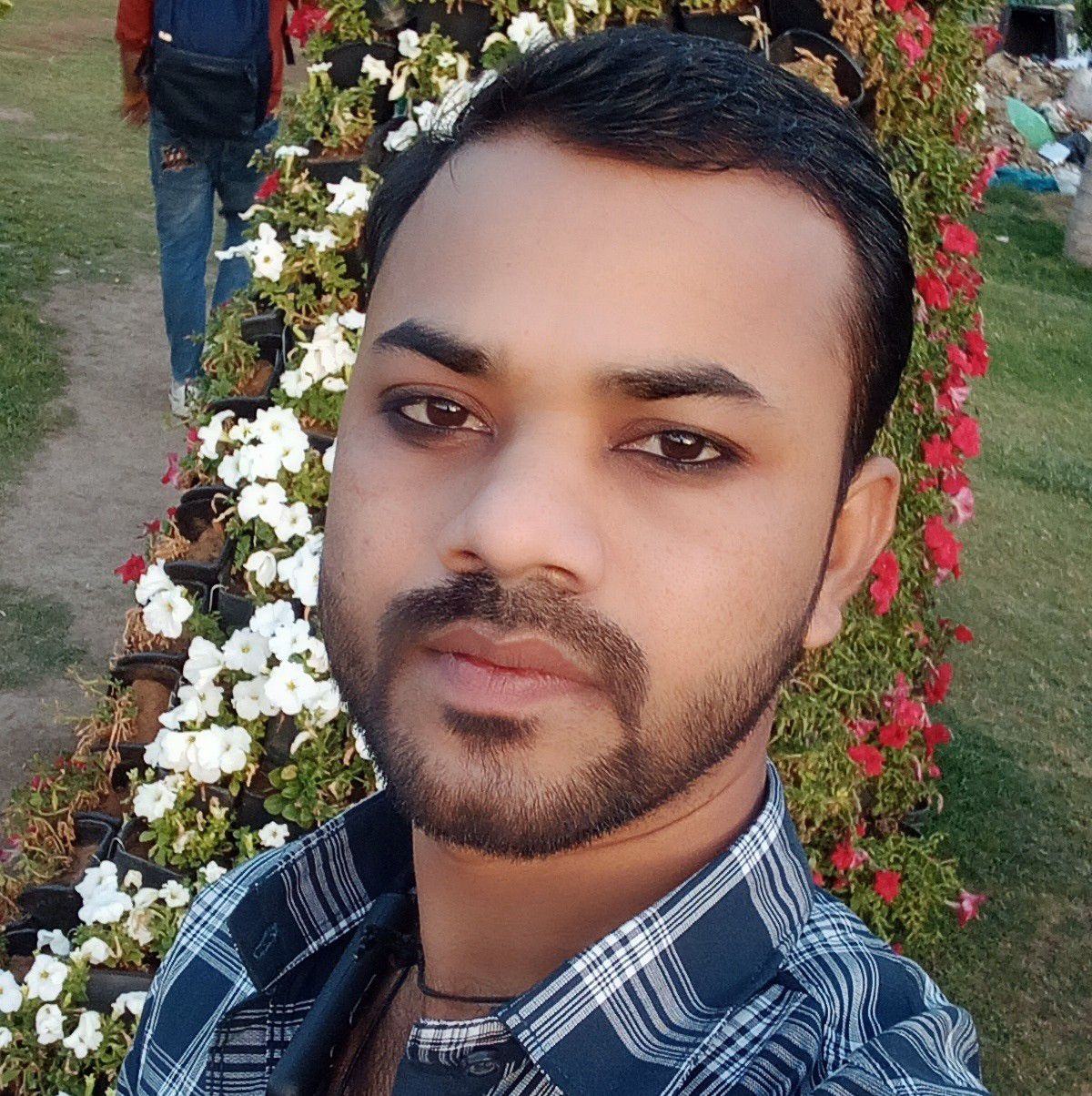Raju Raj Raju Raj
