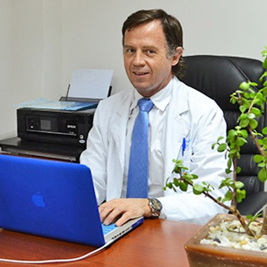Dr Francisco Ricaurte - Cirugía y Medicina Estética - Chiloé
