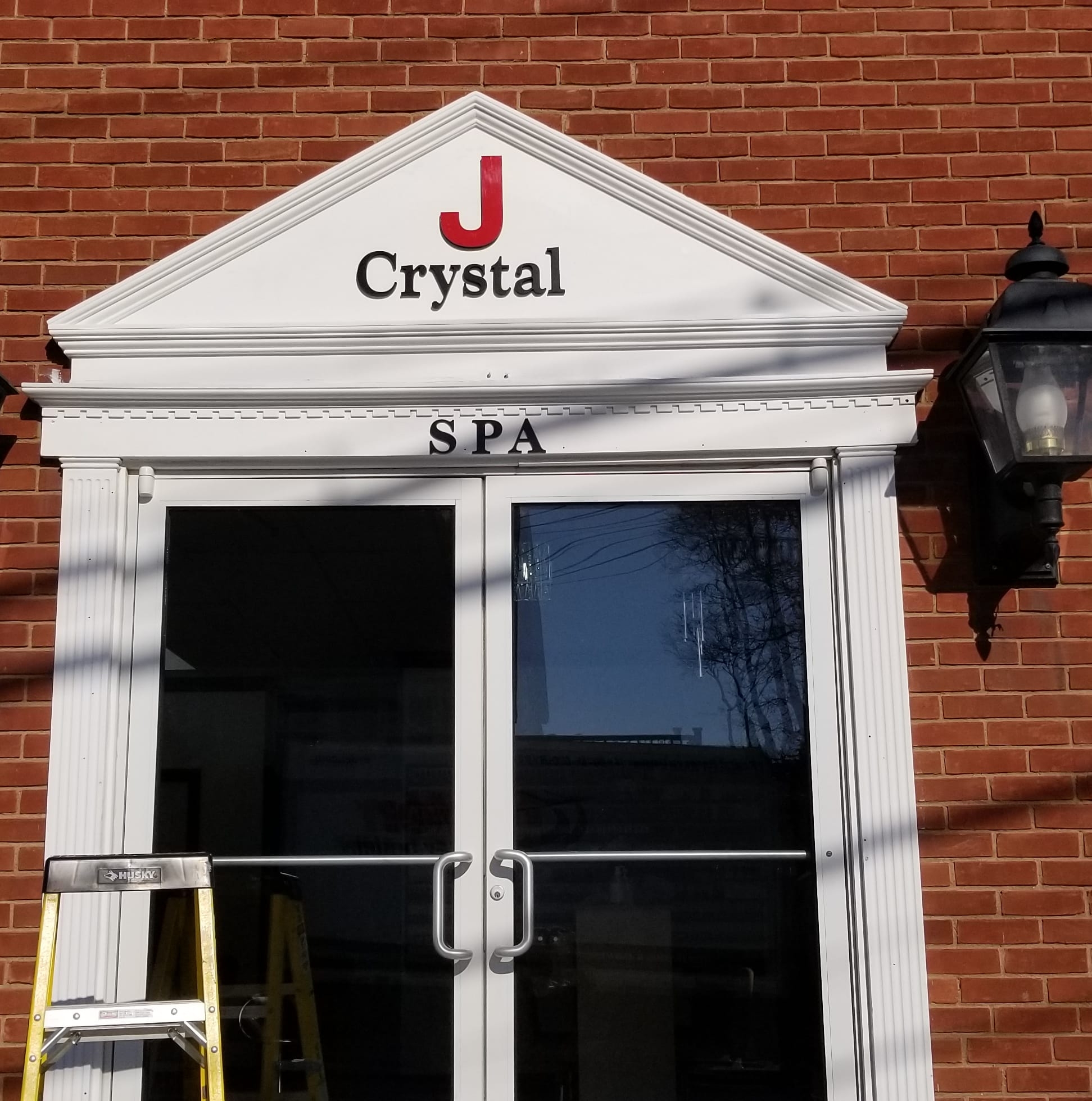 J Crystal + Spa | Armonk NY